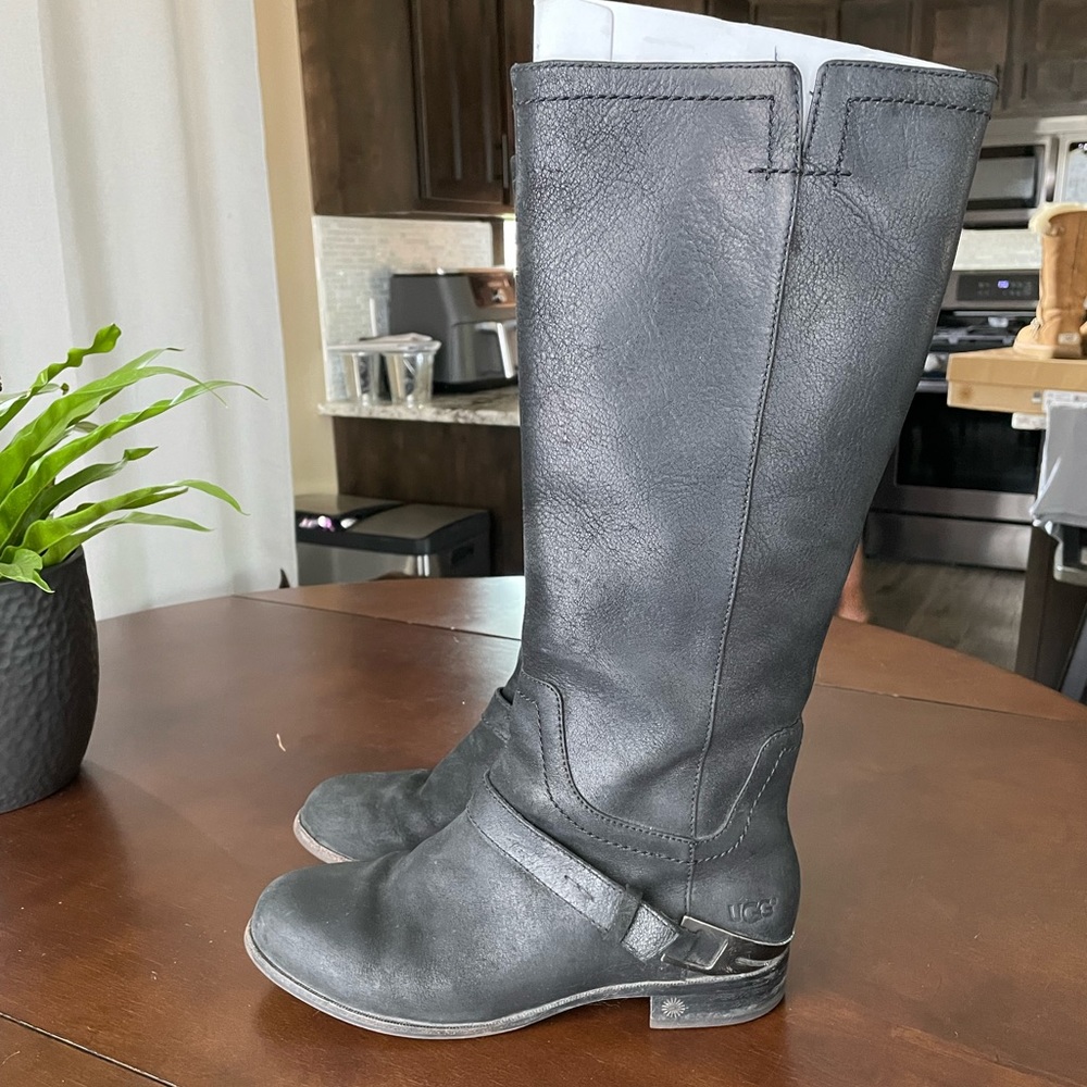 Ugg Channing II Black